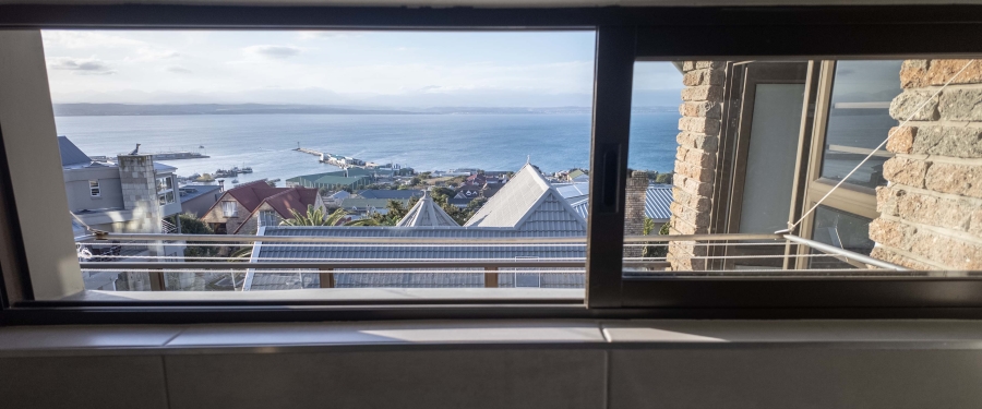 4 Bedroom Property for Sale in Linkside Western Cape